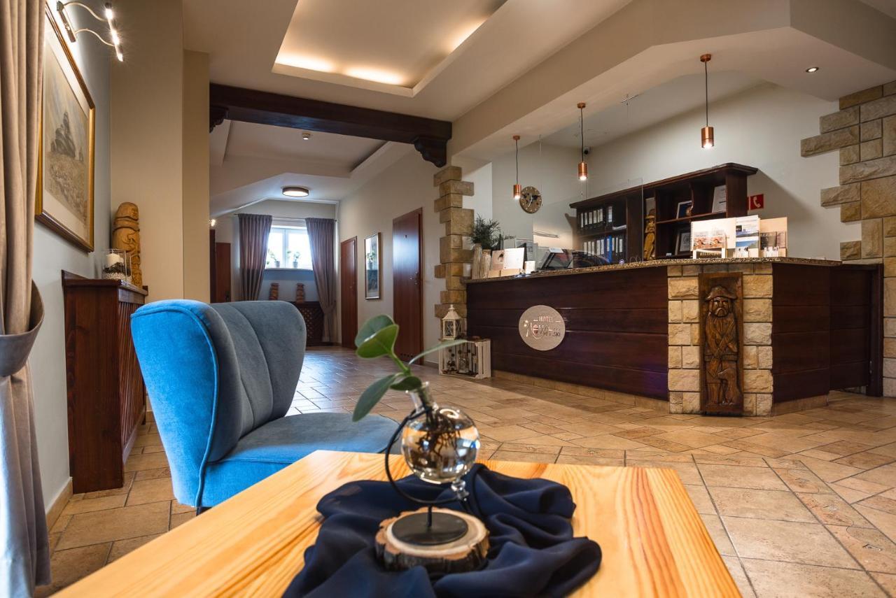 Nowa - Hotell 3*